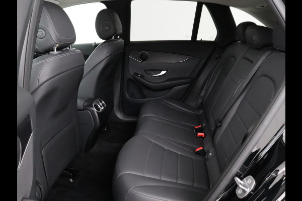Mercedes-Benz GLC 300e 4Matic | Adaptive cruise | Trekhaak | Carplay | Stoelverwarming | Leder | Massage | Memory | Camera | Navigatie