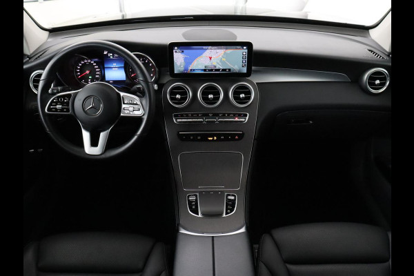 Mercedes-Benz GLC 300e 4Matic | Adaptive cruise | Trekhaak | Carplay | Stoelverwarming | Leder | Massage | Memory | Camera | Navigatie