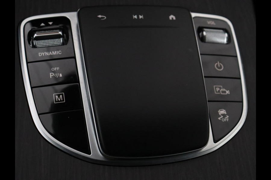 Mercedes-Benz GLC 300e 4Matic | Adaptive cruise | Trekhaak | Carplay | Stoelverwarming | Leder | Massage | Memory | Camera | Navigatie