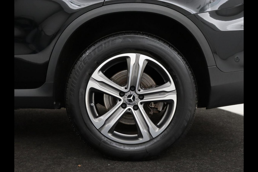 Mercedes-Benz GLC 300e 4Matic | Adaptive cruise | Trekhaak | Carplay | Stoelverwarming | Leder | Massage | Memory | Camera | Navigatie