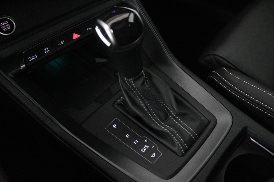 Audi Q3 Sportback 45 TFSI e S Edition (PANORAMADAK, ELEKT. STOELEN, SFEER, CAMEAR, ADAPTIVE CRUISE, MEMORY,DEALER ONDERHOUDEN)