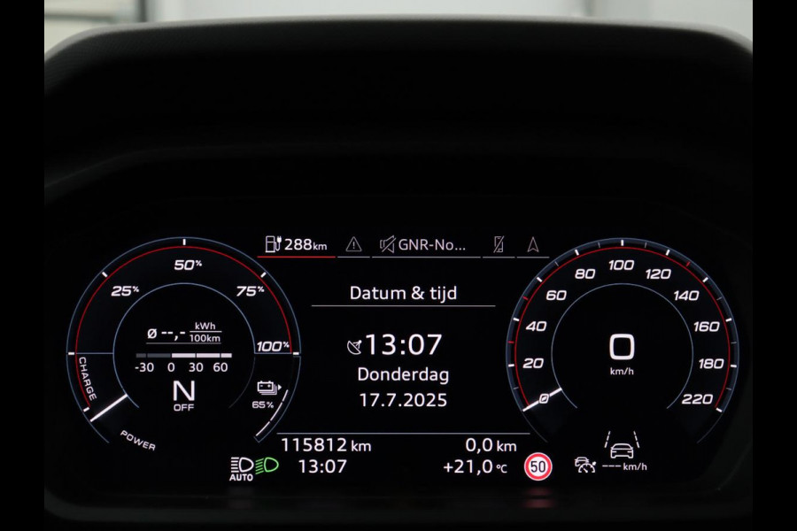 Audi Q4 e-tron 40 Launch edition S Competition 77 kWh | Stoelverwarming | Warmtepomp | Matrix LED | Carplay | Adaptive cruise | Navigatie | Virtual Cockpit | Half leder | Sportstoelen