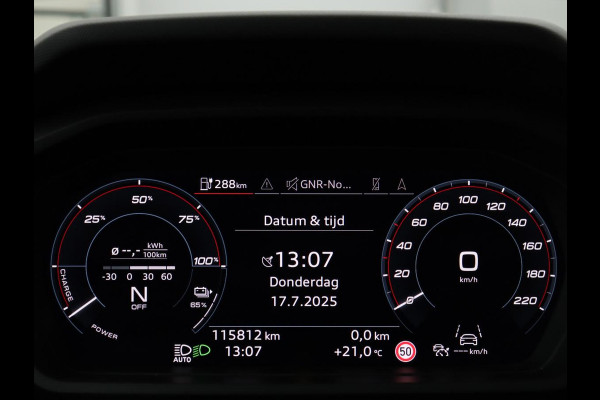 Audi Q4 e-tron 40 Launch edition S Competition 77 kWh | Stoelverwarming | Warmtepomp | Matrix LED | Carplay | Adaptive cruise | Navigatie | Virtual Cockpit | Half leder | Sportstoelen