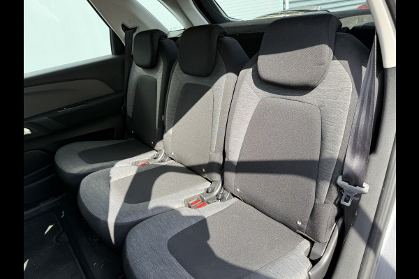 Citroën C4 Picasso BWJ 2017 | 1.2PT 131PK Feel | CLIMA | TREKHAAK | CAMERA | NAVI | PDC | CRUISE | LICHTMETAAL |
