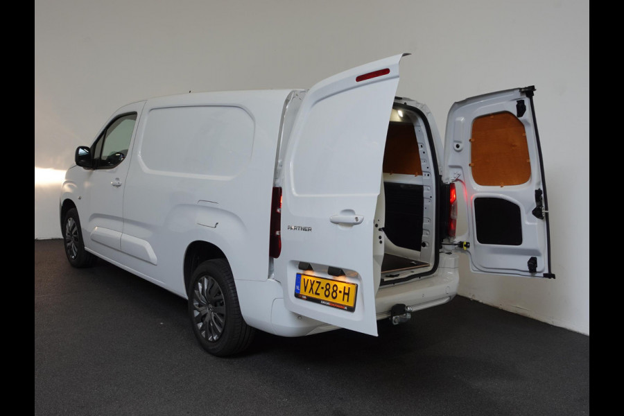Peugeot Partner 1.5 BlueHDi 100pk L2 Trekhaak Navigatie Airco Apple Carplay Cruise Control 3-Zits Euro6