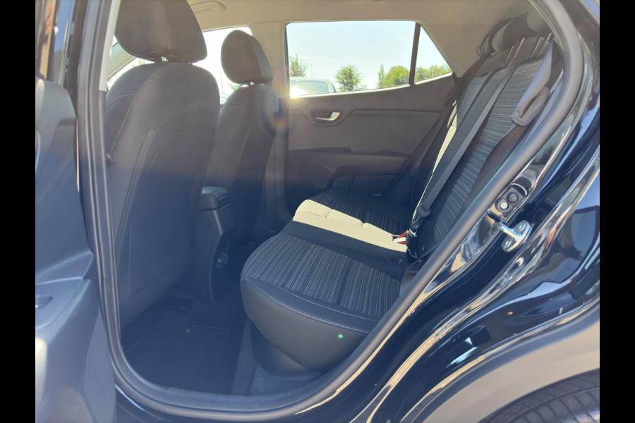 Kia Stonic 1.0 T-GDi MHEV DynamicPlusLine Camera | LMV | Cruise | Navi | LED | Stoel- en Stuurverwarming | Privacy Glass | Apple Carplay & Android Auto |
