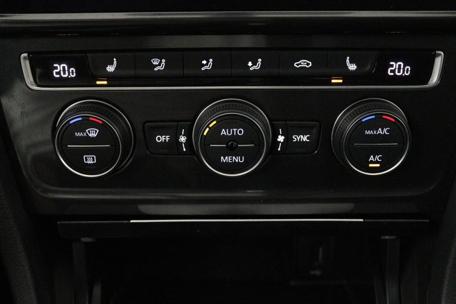 Volkswagen Golf 1.0 TSI Comfortline Business Automaat (NAVIGATIE, STOELVERWARMING, CAMERA, 1e EIGENAAR, GOED ONDERHOUDEN)