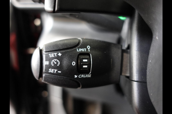 Citroën Berlingo 130PK Automaat L2 Navigatie Apple carplay/ Android Auto Cruise control Trekhaak parkeersensoren 3-Zits Euro6