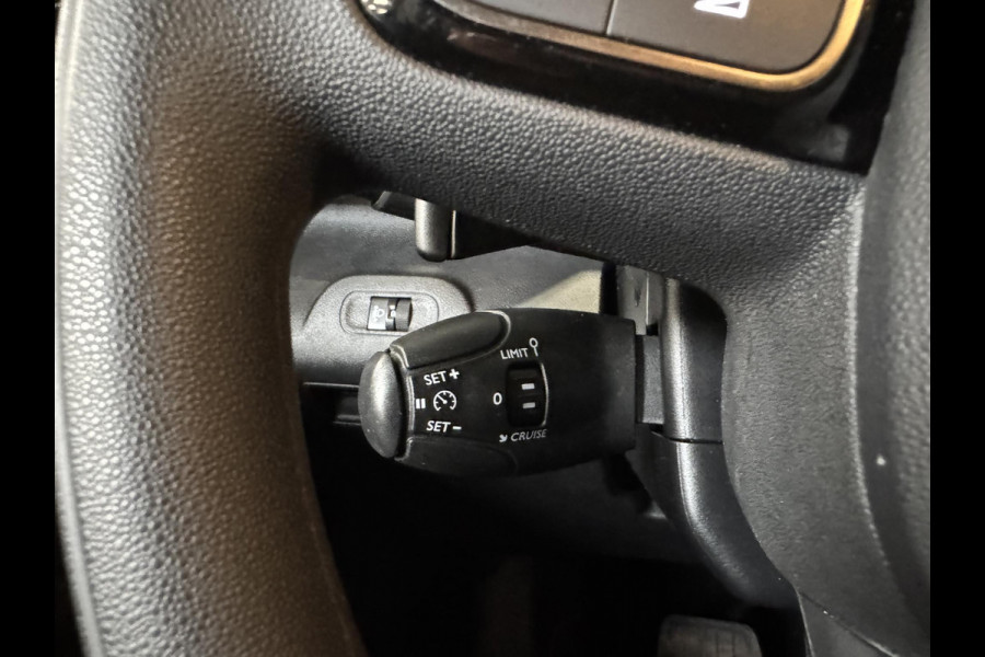 Citroën Berlingo 130PK Automaat L2 Navigatie Apple carplay/ Android Auto Cruise control Trekhaak parkeersensoren 3-Zits Euro6