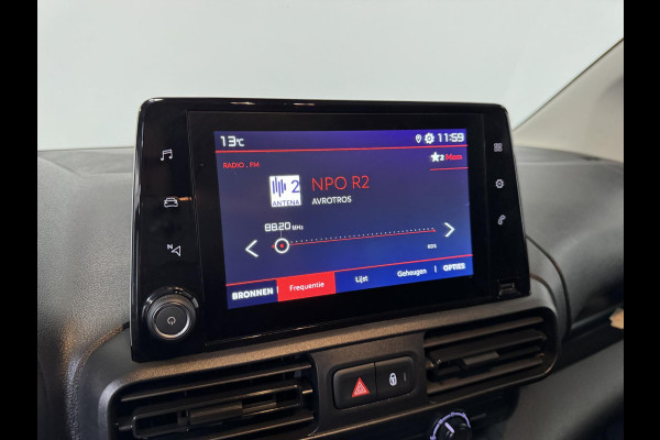 Citroën Berlingo 130PK Automaat L2 Navigatie Apple carplay/ Android Auto Cruise control Trekhaak parkeersensoren 3-Zits Euro6