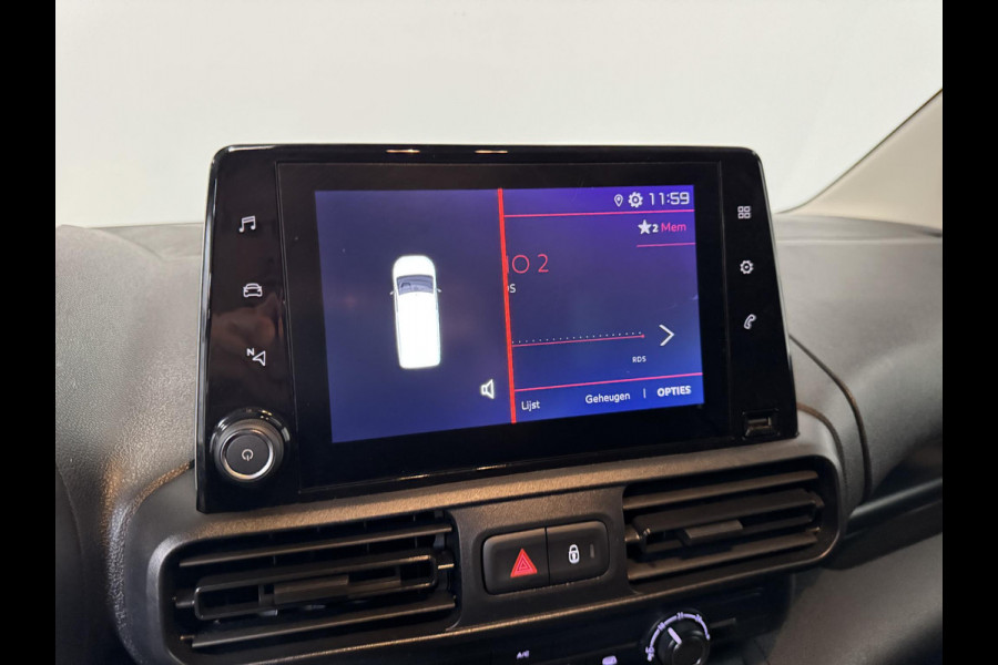 Citroën Berlingo 130PK Automaat L2 Navigatie Apple carplay/ Android Auto Cruise control Trekhaak parkeersensoren 3-Zits Euro6