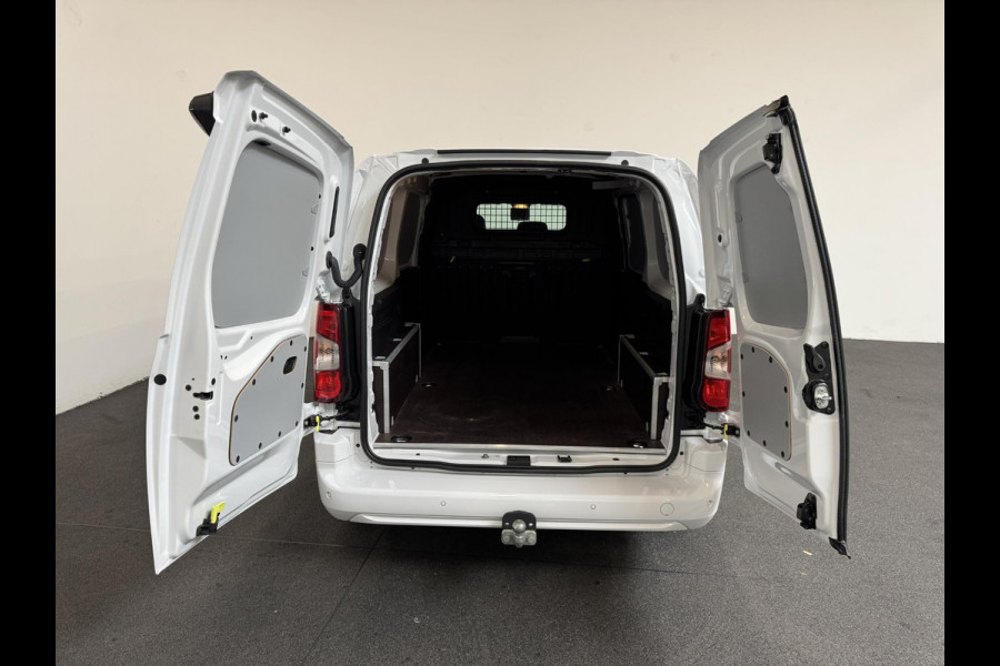 Citroën Berlingo 130PK Automaat L2 Navigatie Apple carplay/ Android Auto Cruise control Trekhaak parkeersensoren 3-Zits Euro6