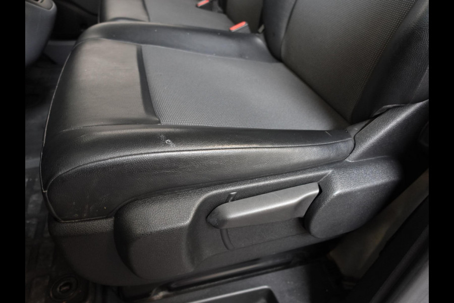 Citroën Jumpy 95PK Club L2 Navigatie Apple Carplay / Android Auto Cruise control Parkeersensoren Airco Euro6