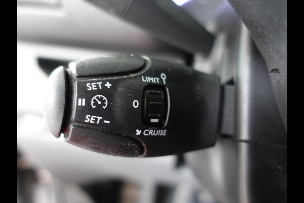 Citroën Jumpy 95PK Club L2 Navigatie Apple Carplay / Android Auto Cruise control Parkeersensoren Airco Euro6