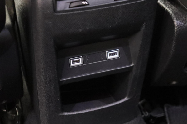 Citroën C5 X 1.2 PureTech Business Plus Automaat * Origineel Nederlands * Trekhaak Carplay Leder Adaptive-cruise Head-up Camera