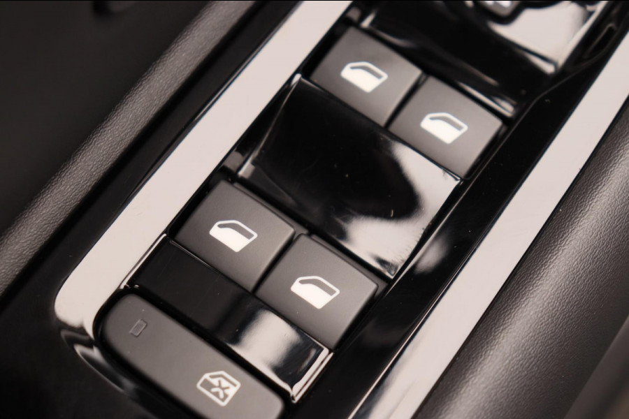 Citroën C5 X 1.2 PureTech Business Plus Automaat * Origineel Nederlands * Trekhaak Carplay Leder Adaptive-cruise Head-up Camera