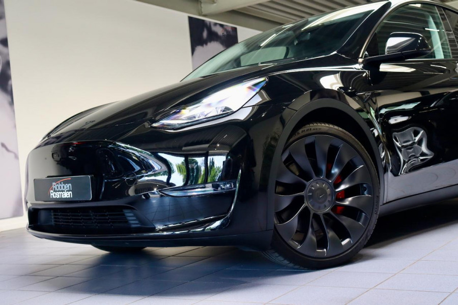 Tesla Model Y Performance AWD 534PK AMD RYZEN BL/BL|TrkHK
