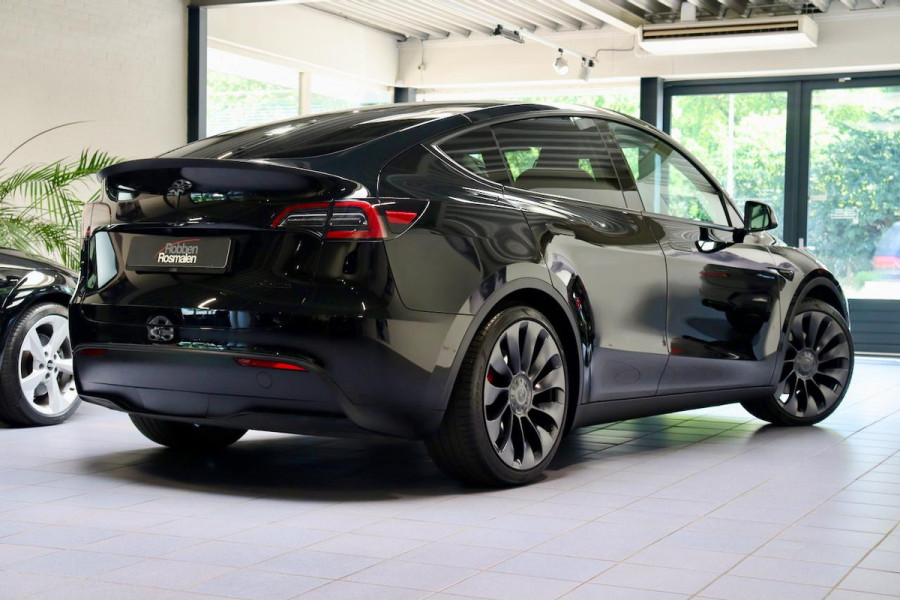 Tesla Model Y Performance AWD 534PK AMD RYZEN BL/BL|TrkHK
