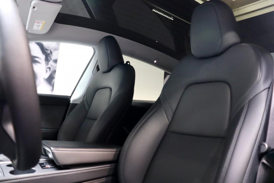 Tesla Model Y Performance AWD 534PK AMD RYZEN BL/BL|TrkHK