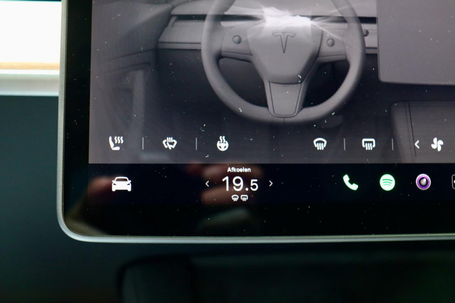 Tesla Model Y Performance AWD 534PK AMD RYZEN BL/BL|TrkHK