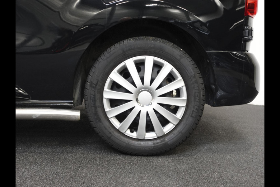 Peugeot Expert 120PK L2 Navigatie Cruise Control Parkeersensoren Airco Trekhaak Sidebars