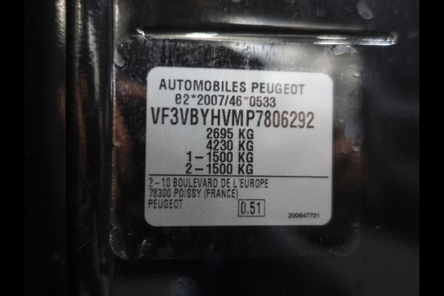 Peugeot Expert 120PK L2 Navigatie Cruise Control Parkeersensoren Airco Trekhaak Sidebars