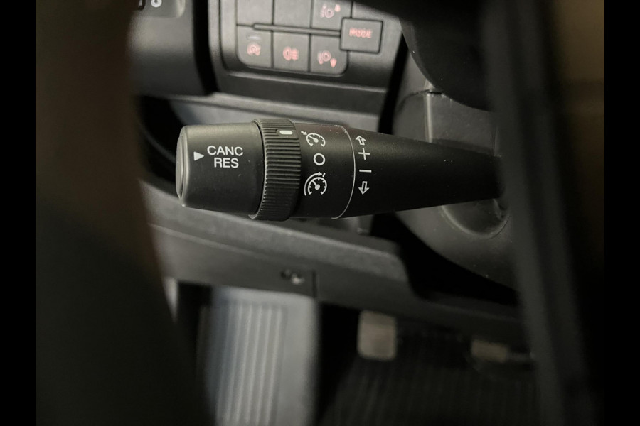 Opel Movano 2.3 Turbo L3H1 Bakwagen Meubelbak met Laadklep Airco Cruise Control Navigatie Zijdeur