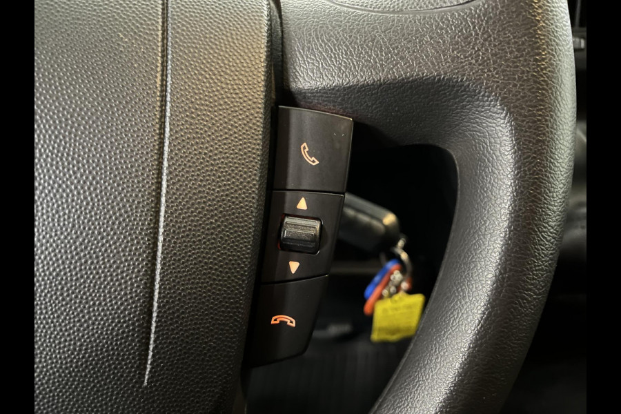 Opel Movano 2.3 Turbo L3H1 Bakwagen Meubelbak met Laadklep Airco Cruise Control Navigatie Zijdeur