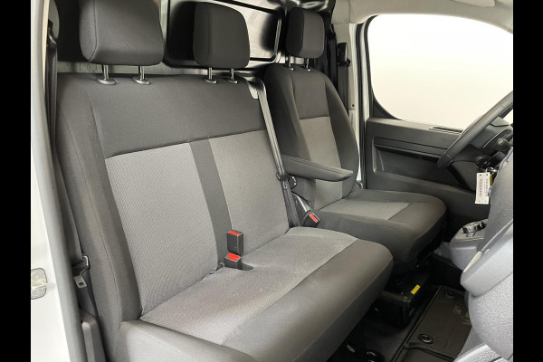 Opel Vivaro 145pk Automaat L2H1 Sport Edition Navigatie Trekhaak Cruise control Airco 3-zits Euro6