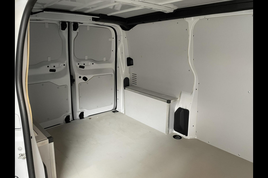Opel Vivaro 145pk Automaat L2H1 Sport Edition Navigatie Trekhaak Cruise control Airco 3-zits Euro6