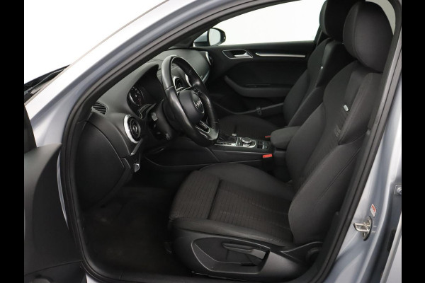 Audi A3 1.0 TFSI Sport S Line | Carplay | Sportstoelen | Full LED | Climate control | Navigatie | Cruise control | Parkeerhulp | Bluetooth