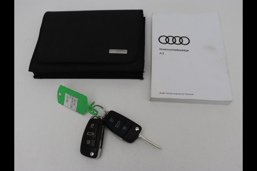 Audi A3 1.0 TFSI Sport S Line | Carplay | Sportstoelen | Full LED | Climate control | Navigatie | Cruise control | Parkeerhulp | Bluetooth