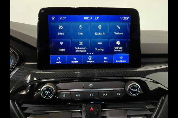 Ford Kuga 2.5 PHEV 224pk Automaat ST-Line | Navigatie | Apple Carplay/Android Auto | Parkeersensoren | Camera | Adaptive Cruise Control |  Elektrische achterklep | Stoel-en stuurverwarming | Park Assist | LED-koplampen |