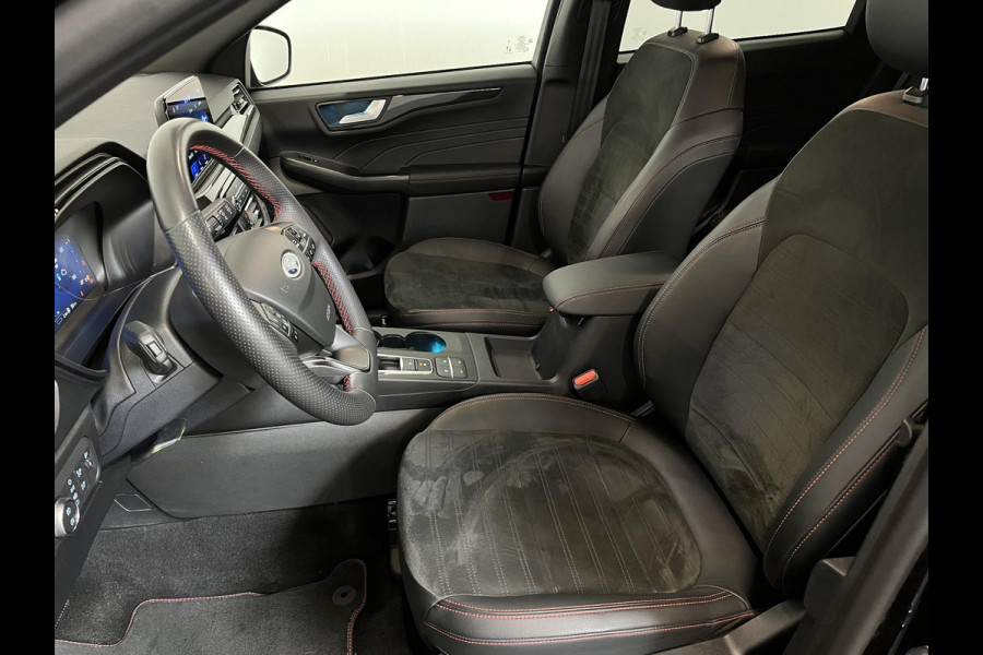Ford Kuga 2.5 PHEV 224pk Automaat ST-Line | Navigatie | Apple Carplay/Android Auto | Parkeersensoren | Camera | Adaptive Cruise Control |  Elektrische achterklep | Stoel-en stuurverwarming | Park Assist | LED-koplampen |