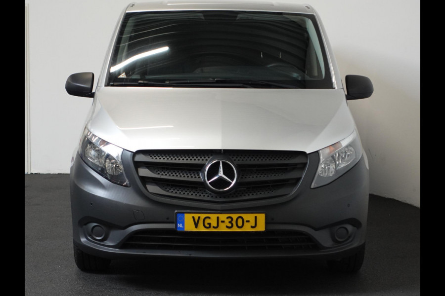 Mercedes-Benz Vito 114 CDI Lang Automaat L2 Airco Cruise control Navigatie Parkeersensoren MF stuurwiel Camera