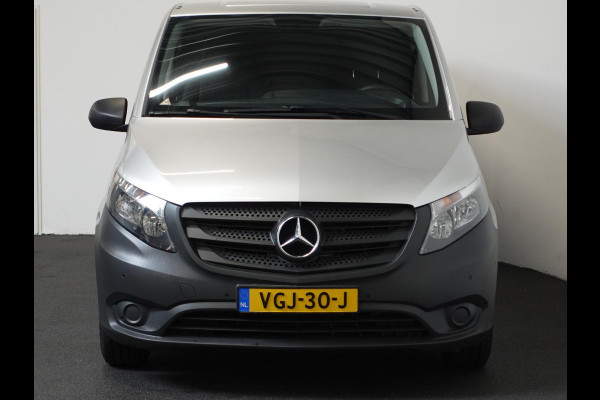 Mercedes-Benz Vito 114 CDI Lang Automaat L2 Airco Cruise control Navigatie Parkeersensoren MF stuurwiel Camera