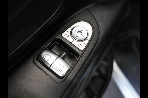 Mercedes-Benz Vito 114 CDI Lang Automaat L2 Airco Cruise control Navigatie Parkeersensoren MF stuurwiel Camera