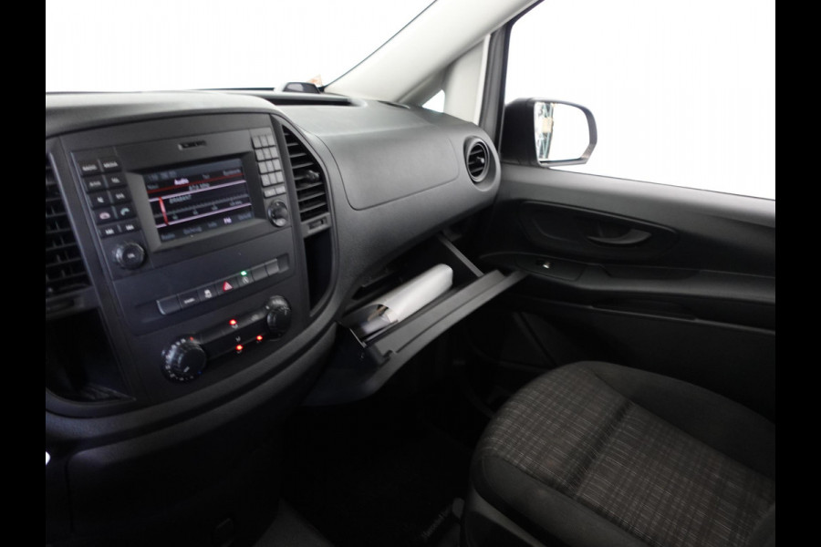 Mercedes-Benz Vito 114 CDI Lang Automaat L2 Airco Cruise control Navigatie Parkeersensoren MF stuurwiel Camera