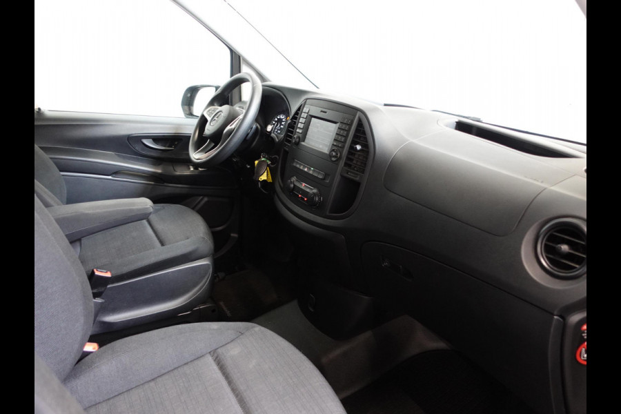 Mercedes-Benz Vito 114 CDI Lang Automaat L2 Airco Cruise control Navigatie Parkeersensoren MF stuurwiel Camera