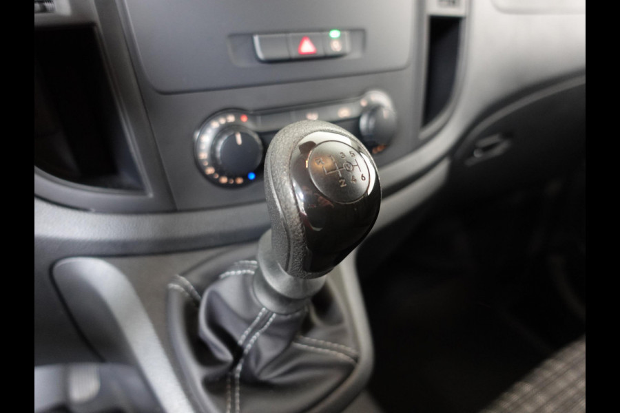 Mercedes-Benz Vito Lang Navigatie Airco Trekhaak 3-zits Bluetooth Euro6 *