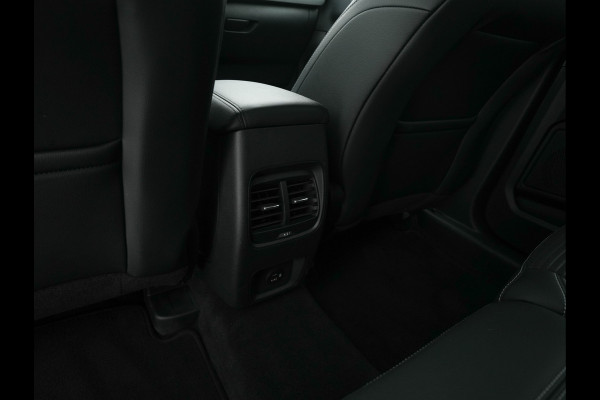 Ford Kuga 2.5 PHEV Titanium X (INCL-BTW) *LEATHER-MICROFIBRE | FULL-LED | DIGI-COCKPIT | ADAPTIVE-CRUISE | BLINDSPOT | PARK-PILOT | CAMERA | NAVI-FULLMAP | HEATED-COMFORT-SEATS | CARPLAY | DAB | LANE-ASSIST | 17"ALU*