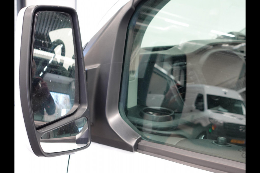 Ford Transit Custom 131pk Automaat L2H1 Trend Trekhaak Cruise control Achterklep Airco Euro6