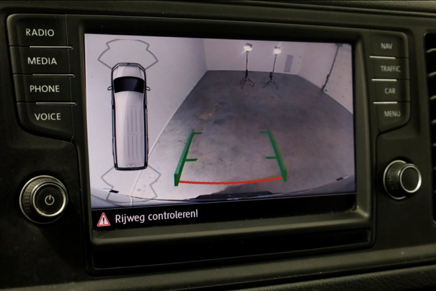 Volkswagen Crafter 35 2.0 TDI 140pk DSG-Automaat L3H3 (L2H2) Highline ACC/LED/Camera 01-2020