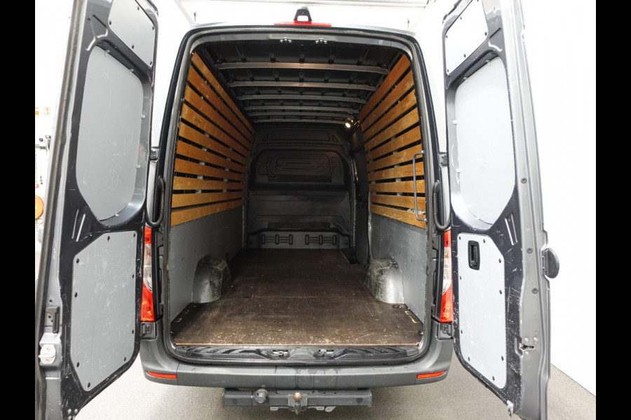 Mercedes-Benz Sprinter L3H2 Automaat Navigatie Cruise Control Trekhaak Imperiaal + Trap Airco