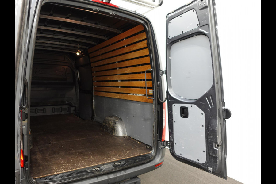 Mercedes-Benz Sprinter L3H2 Automaat Navigatie Cruise Control Trekhaak Imperiaal + Trap Airco