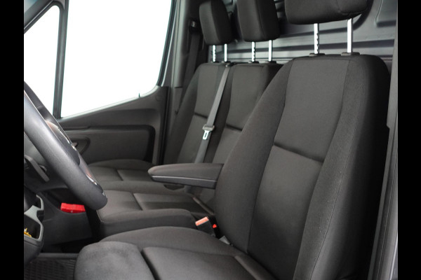 Mercedes-Benz Sprinter L3H2 Automaat Navigatie Cruise Control Trekhaak Imperiaal + Trap Airco