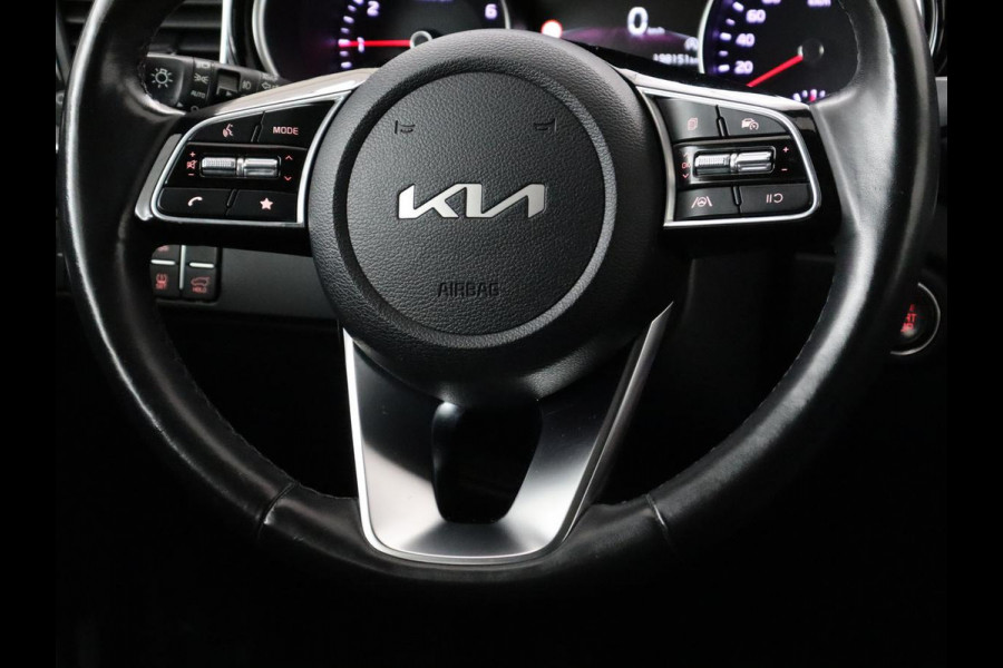 Kia Ceed 1.0 T-GDi DynamicPlusLine | Stoel & stuurverwarming | Trekhaak | Adaptive cruise | Camera | Half leder | Keyless | Full LED | Carplay | Navigatie | Climate control | Parkeerhulp