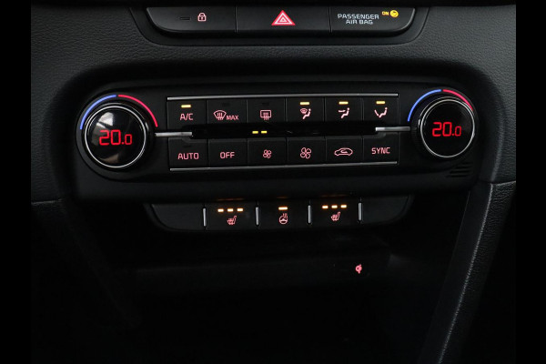 Kia Ceed 1.0 T-GDi DynamicPlusLine | Stoel & stuurverwarming | Trekhaak | Adaptive cruise | Camera | Half leder | Keyless | Full LED | Carplay | Navigatie | Climate control | Parkeerhulp