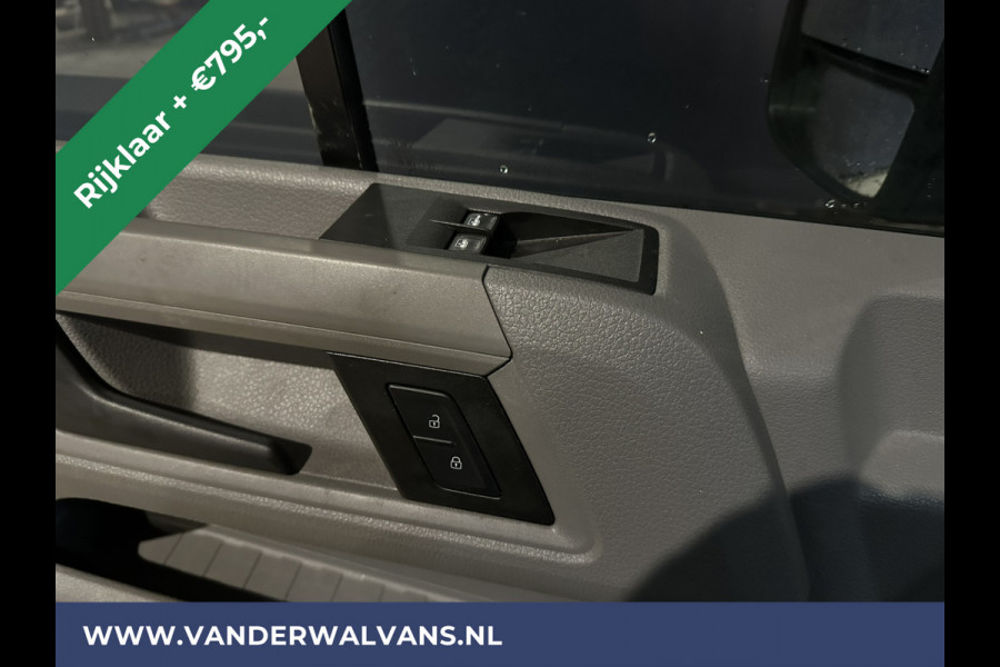 Volkswagen Crafter 2.0 TDI 141pk L3H2 L2H1 Euro6 *Rijklaar Direct rijden* Airco | Camera | Apple Carplay | Android Auto | 3000kg Trekhaak Bijrijdersbank