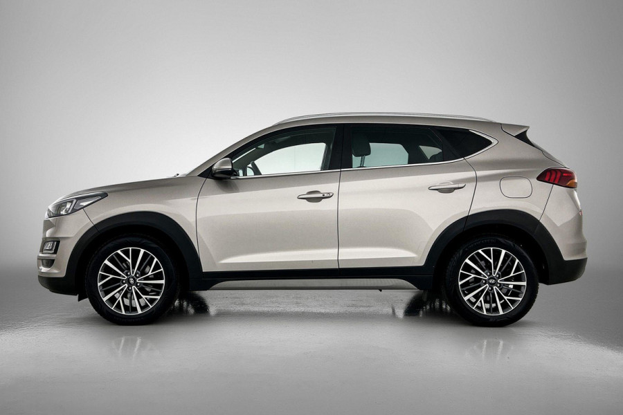 Hyundai Tucson 1.6 T-GDI Comfort(Goed onderH, Carplay, StoelV, Camera, Trekhaak, Navi, Elektrische stoelen, Parkeersensoren, Etc)